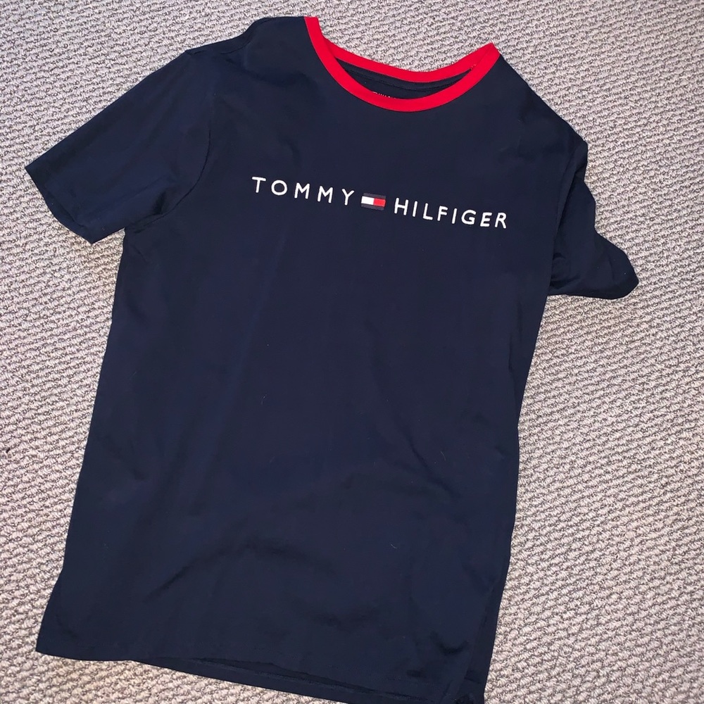 tommy hilfiger tee